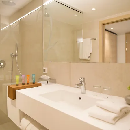 Kompas Szálloda 4*