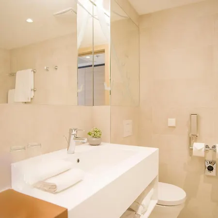 Hotel Kompas 4*