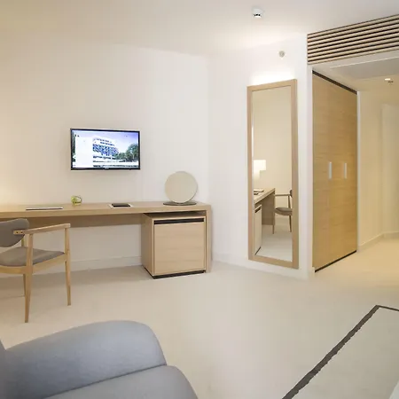 Kompas Szálloda 4*