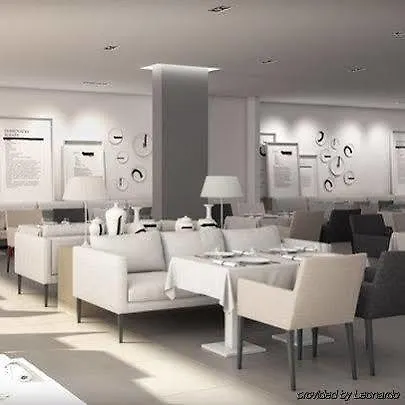 Hotel Kompas 4*